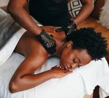 Lady getting a swedish massage