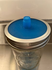 Waterless airlock