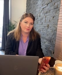 Assistante indépendante Carine Dos Santos