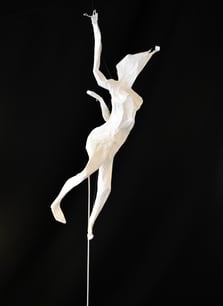 mobile sculpture papier personnage mouvement