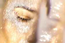 Elizabeth Lotz (Liz Lotz) art director fashion pink artist makeup beauty model photoshoot glitter