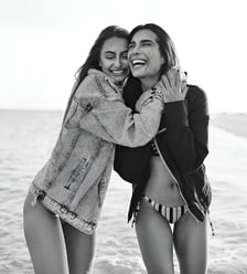 Elizabeth Lotz (Liz Lotz) art director fashion Dubai black and white artist models beach photoshoot