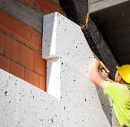Travaux d’isolation thermique par l’extérieur (ITE) sur maison individuelle à Bourgoin-Jallieu