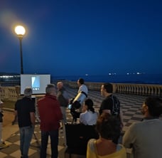 Serata pubblica con videoproiezione dedicata alla Luna e pianeti. Terrazza Mascagni