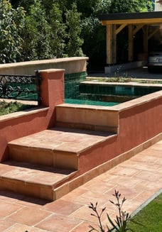 Tomettes terre cuite extérieur piscine