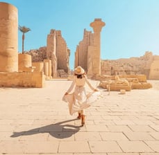 tours de un dia en egipto , viajar sola