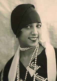 Portrait de Joséphine Baker, artiste et militante des droits civiques, propriétaire du Château des Milandes dans le Périgord