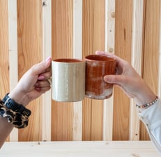 trinquer avec des cafés