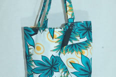 Tote bag turquoise et blanc