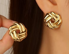 Gold Plated Latest Fashion Stud Earrings for Women and Girls