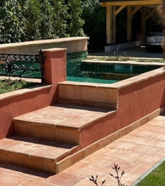 Tomettes terre cuite extérieur piscine