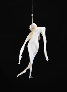 mobile sculpture papier personnage mouvement