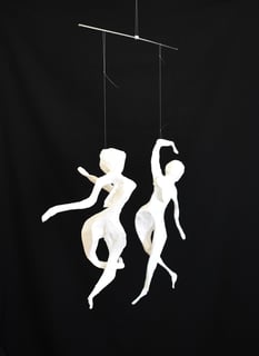 mobile sculpture papier personnage mouvement