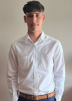 Alexander Bela Aragón