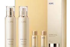 Vital Skin Care Set Self-Care Luxury Skincare Gift Set for Anti Aging