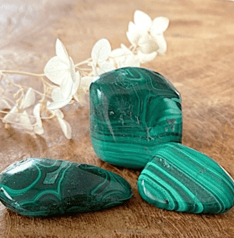 Cristaux de malachite en ligne 6€