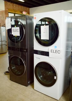 Washers and dryer tower at Appliances for Less in Tucson, Az.