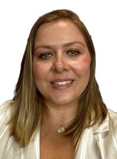 Charlotte newsman-ford with a white shirt and a white shirt