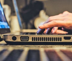 Laptop to signify you can email Steve Layfield Windows
