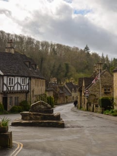 castle-combe-strada-principale