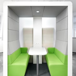 cabina para reuniones informales