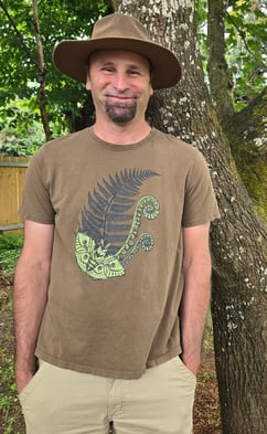 Tibor Seres arborist in a hat