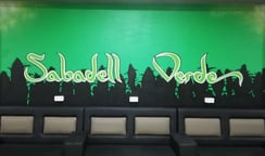 Graffiti mural en pared interior de Asociación cannábica. Madrid, Tarragona