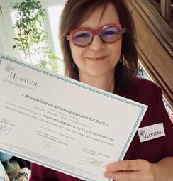 diplôme de Magali STrassel gérontopraticienne soins de confort et de bien-être pour seniors