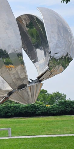 Foto tirada da Floralis Generica, em Buenos Aires