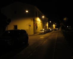 Dopo la sopstituzione dell'armature e delle lampade. notare la differenza di illuminazione
