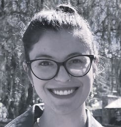 Júlia Jacóbi, fashion translator at Trend to Word