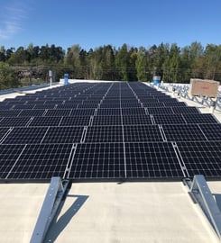 aurinkosähköjärjestelmä