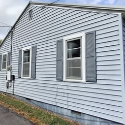 Vinyl house wash in Mooresburg, Tn 37811 by Bobs Pressure Washing services 3
