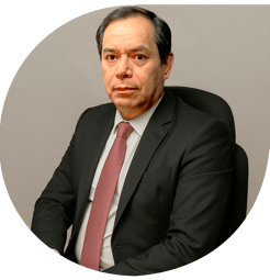 Retrato del Ing. Guillermo López, Gerente de Ventas en NOAM
