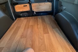 Bodenplatte im Van Mini Camper DIY Ausbau