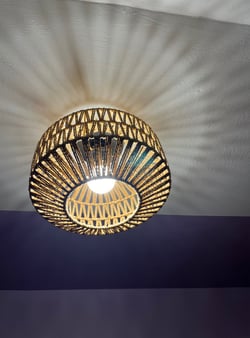 Plafonnier en rotin tressé à la main