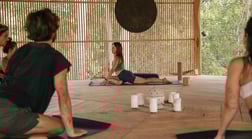 Surf retreat, yoga class, perfect spot La saladita