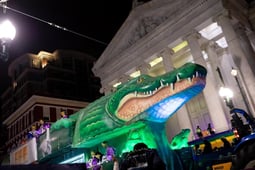 Mardi Gras 2023: the ALLA Gator float--Krewe of ALLA (https://kreweofalla.net/index.html)