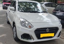 4 Seater taxi gurgaon