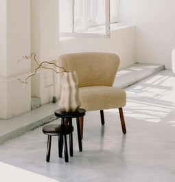 décoration vase table fauteuil