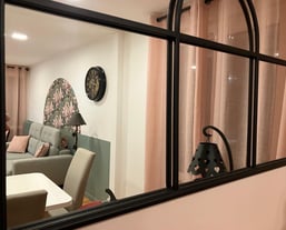 Installation d’un miroir arrondi style verrière