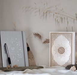 Carnet argenté annour avec stylo lumineux et coran blanc