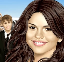 Selena True Make Up
