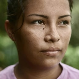 Mikaele, member of Sumimi Restaurant. Três Unidos Village; Manaus/AM, Brazil - 2016.