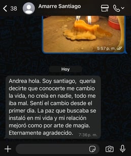 Cliente agradeciendo los resultados de un ritual de amor con la Bruja Samara, expresando profunda gratitud.