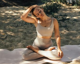 Health Vibes - Stretch the neck for greater neck mobility