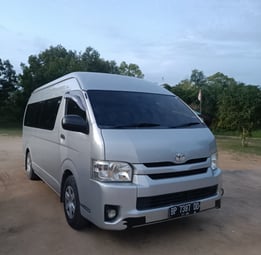 Van 15 seater