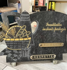 plaque funéraire dorure