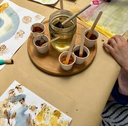 Painting can be a scent sensation with spices and herbal tea bags.