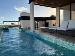 Akasha Penthouse - 2 Bedroom - 1 Bedroom - Rooftop Pool - Beach Front - airbnb